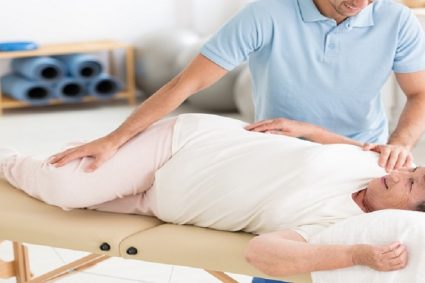 Before you choose a chiropractor: 5 things to keep in mind