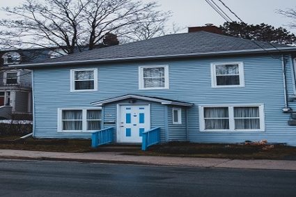 5 Ways To Weather-Seal A Garage Door